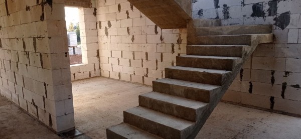 «Когда разбирали сруб, нашли записку из 1951 года». Белорусы показали, какие дома они построили в кризис «Когда разбирали сруб, нашли записку из 1951 года». Белорусы показали, какие дома они построили в кризис