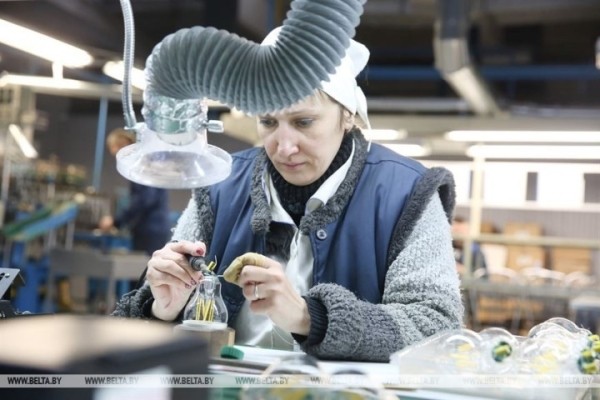 Электронную ярмарку вакансий проведет Брестский электроламповый завод