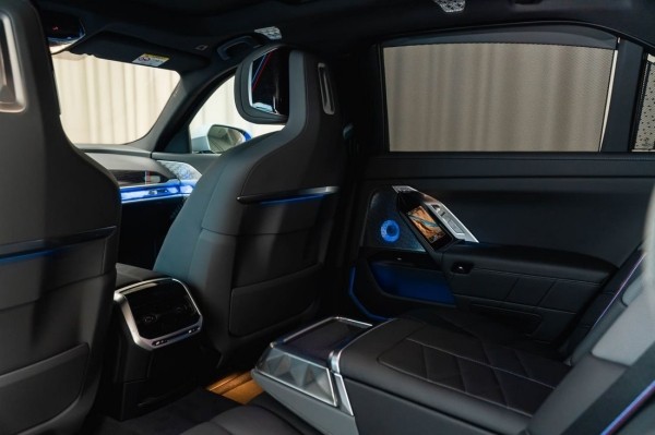 В Беларусь приехал первый для страны BMW i7