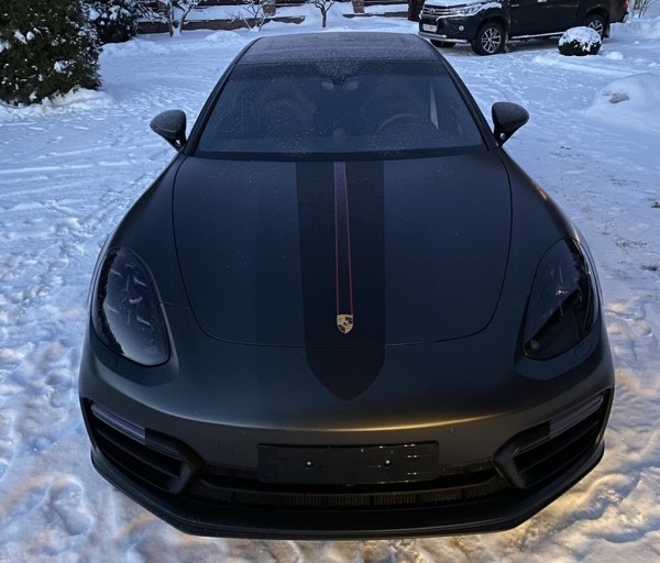 Как думаете, сколько стоит этот Porsche Panamera Turbo 2018 года выпуска?