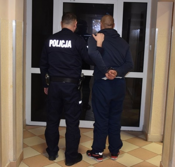 В Польше по подозрению в кражах топлива задержали белоруса В Польше по подозрению в кражах топлива задержали белоруса