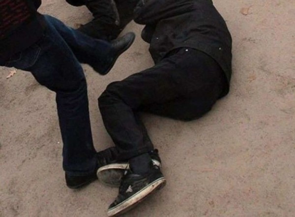 Ворвался в дом, избил хозяина, его беременную жену и пенсионерку. Мужчина устроил дебош в Ивацевичском районе