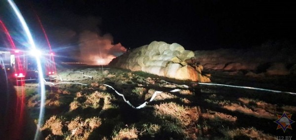 В Барановичском районе огнем уничтожено 60 тонн соломы