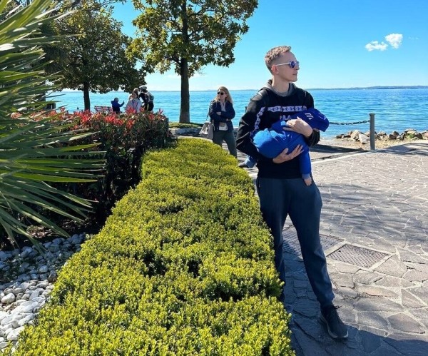 «На подготовку машины ушло почти 5 тысяч рублей». Семья из Беларуси рискнула поехать в Италию на стареньком автомобиле «На подготовку машины ушло почти 5 тысяч рублей». Семья из Беларуси рискнула поехать в Италию на стареньком автомобиле