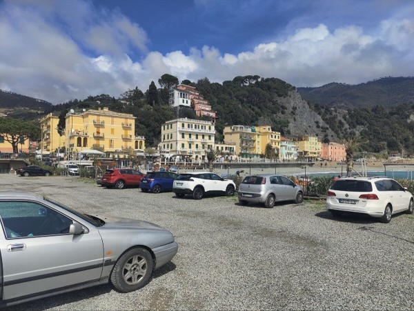 «На подготовку машины ушло почти 5 тысяч рублей». Семья из Беларуси рискнула поехать в Италию на стареньком автомобиле «На подготовку машины ушло почти 5 тысяч рублей». Семья из Беларуси рискнула поехать в Италию на стареньком автомобиле