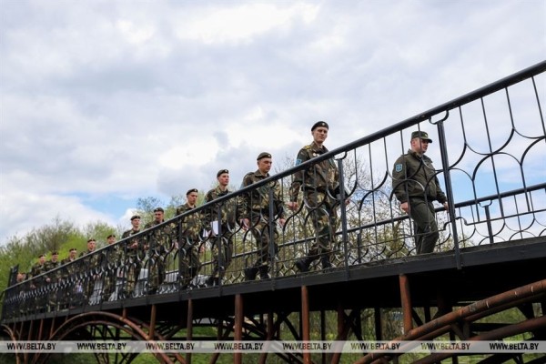 Церемония увольнения в запас военнослужащих срочной службы прошла в Бресте