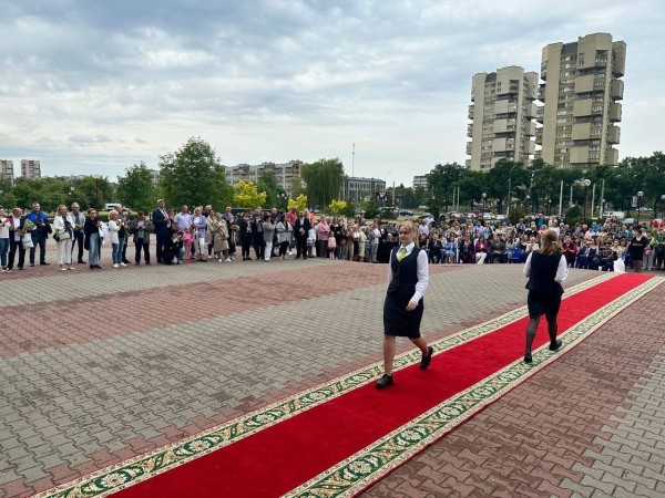 В Московском районе Бреста чествовали выпускников