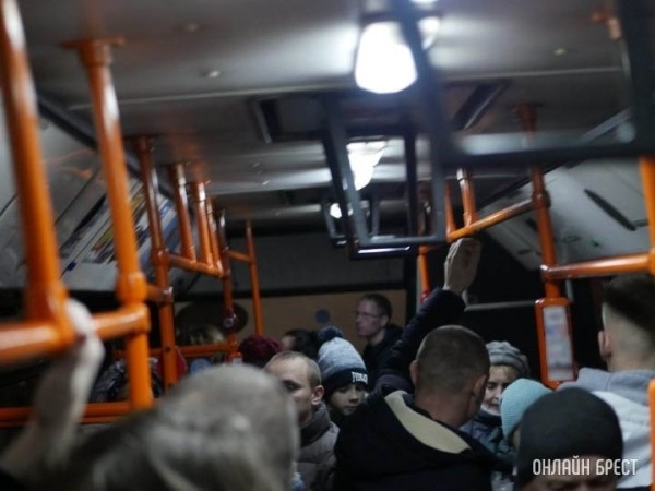 Расписание автобусов и троллейбусов в ночь на 22 июня в Бресте