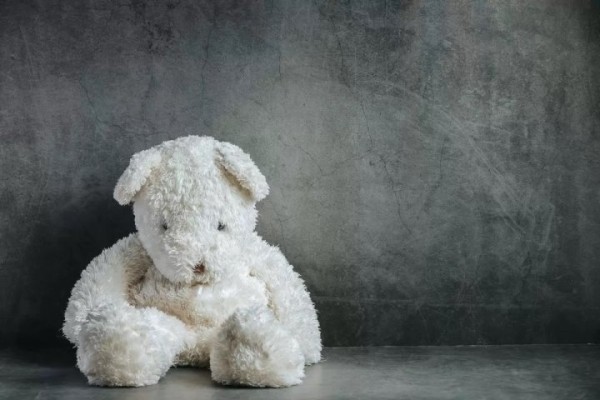 В Беларуси дед на протяжении 10 лет насиловал несовершеннолетнюю внучку В Беларуси дед на протяжении 10 лет насиловал несовершеннолетнюю внучку