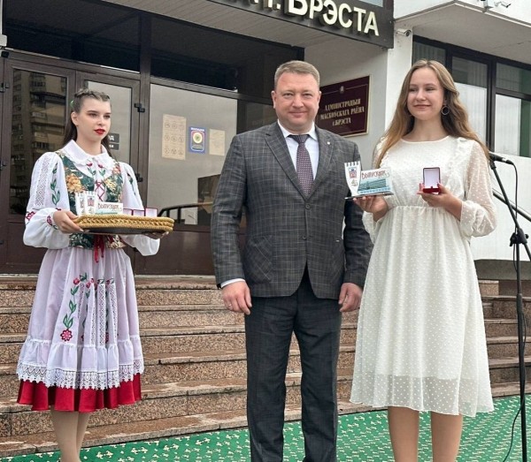 В Московском районе Бреста чествовали выпускников