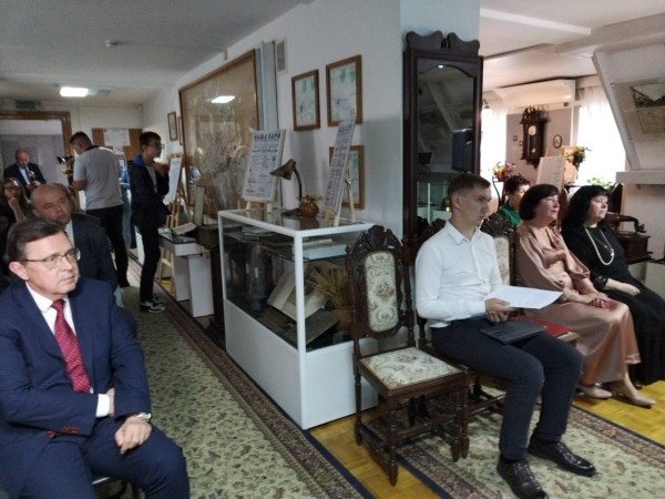 Бресту переданы 10 печатных и оцифрованных номеров газеты «Наша Заря» (1912) Бресту переданы 10 печатных и оцифрованных номеров газеты «Наша Заря» (1912)