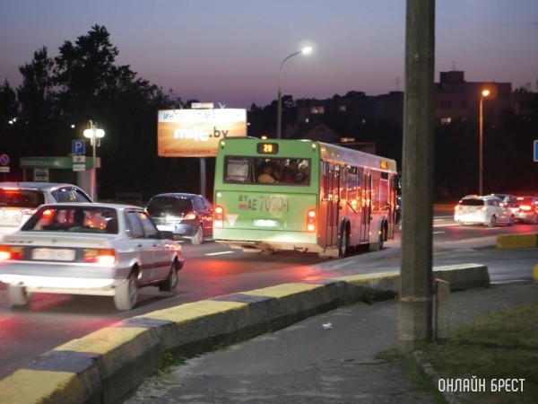 В Бресте 29 июля будут ходить дополнительные автобусы: когда и на каких маршрутах