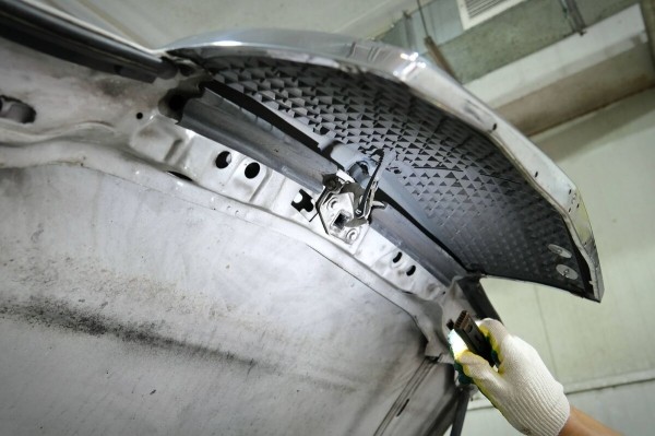 По прозвищу Baby-Benz. Показываем идеально сохранившийся Mercedes W201