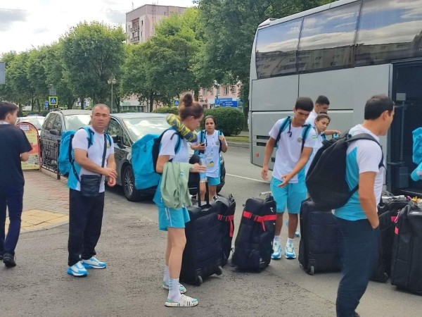 &laquo;Спасибо за организацию Игр стран СНГ&raquo;. Сборную Узбекистана по гандболу тепло встретили в Бресте