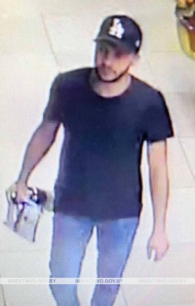 В Бресте ищут посетителя гипермаркета на Варшавке В Бресте ищут посетителя гипермаркета на Варшавке