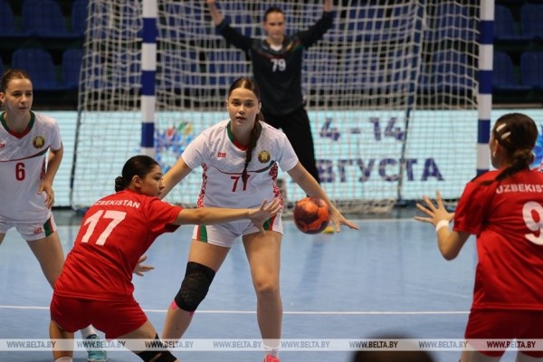 Белорусские гандболистки победно стартовали на II Играх стран СНГ