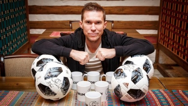 Александр Глеб возвращается в футбол. В какую команду?