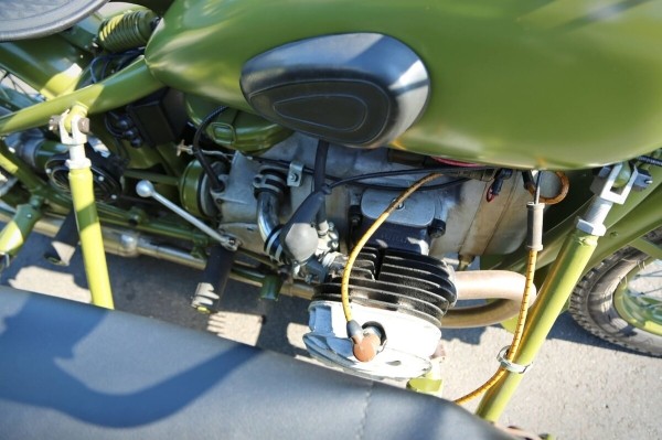 Считай, музейный экспонат! Белорус заморочился и вложил $10 тысяч в мотоцикл М-72 1953 г. в. Считай, музейный экспонат! Белорус заморочился и вложил $10 тысяч в мотоцикл М-72 1953 г. в.