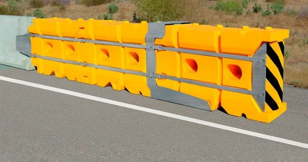 «Это не отбойник, это шампур»: что говорят белорусы о страшной аварии на трассе М6. Другие случаи и как решить проблему?