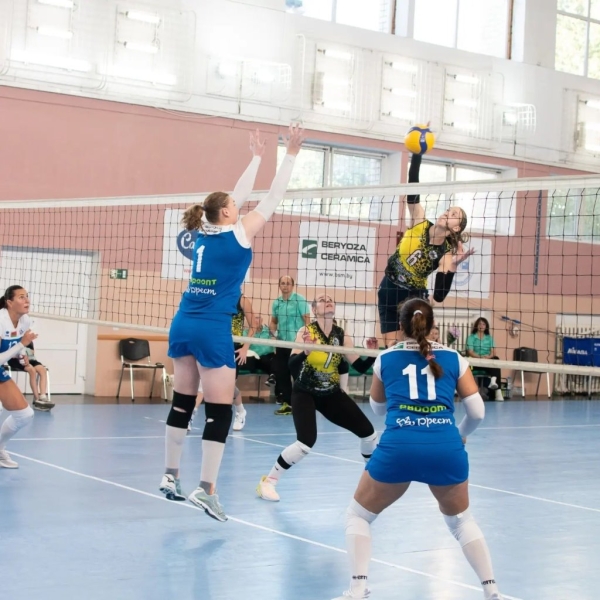 Брестская команда «Прибужье» стала победителем женского волейбольного турнира