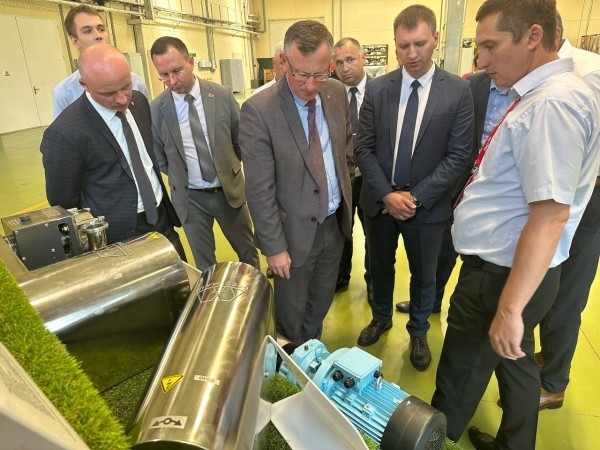 Заместитель министра промышленности Беларуси Александр Ефимов посетил Брест