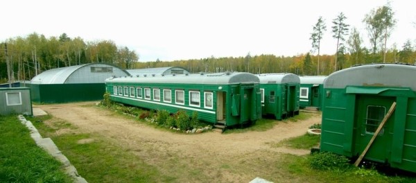 Бар в электричке и гостиница в вагоне: Самые странные и необычные поезда в Беларуси