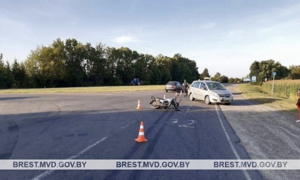В Кобринском районе мотоциклист попал в ДТП