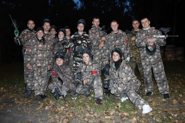 Сотрудники таможенного поста «Козловичи» провели товарищеские игры в пейнтбол