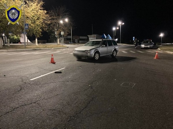 В Мозыре водитель сбил на переходе мать с ребенком