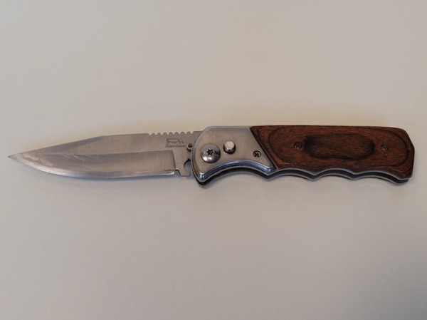 В аэропорту Гамбурга у белоруса конфисковали нож