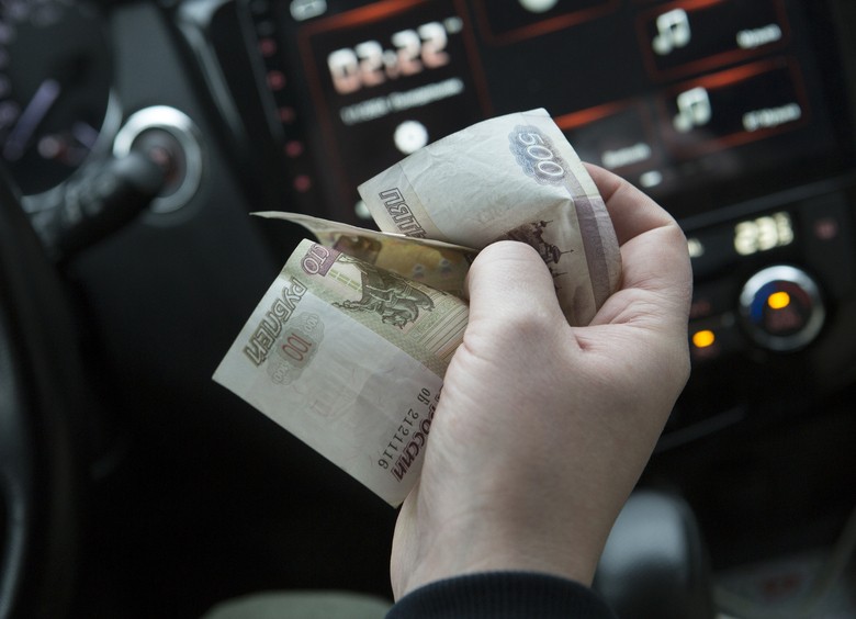 Финансовая грамотность: почему россияне берут авто в кредит по высокой ставке