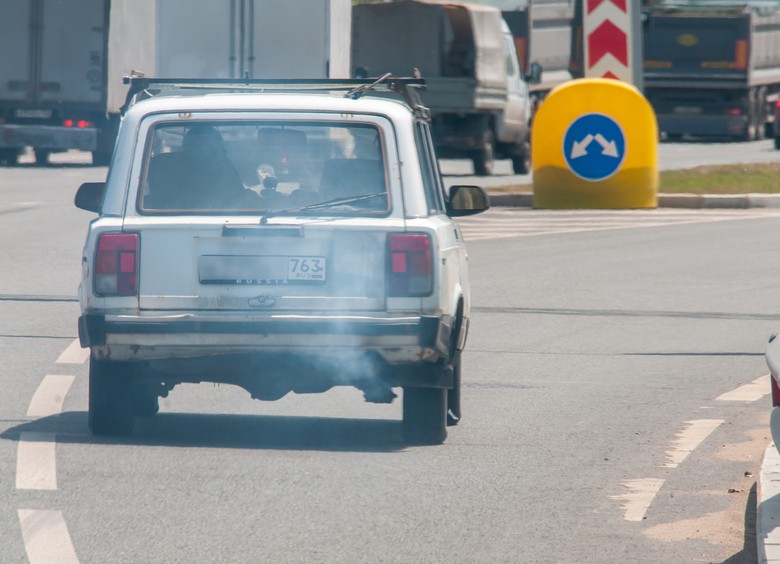 Постояла — задымила: как на СТО водителей разводят на переборку мотора