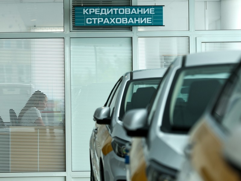 За новой машиной: какой кредит выгоднее — автомобильный или потребительский