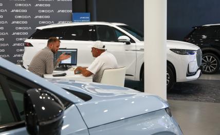 Эксперт пояснил, почему россияне попытаются купить авто в ближайшие месяцы Эксперт пояснил, почему россияне попытаются купить авто в ближайшие месяцы