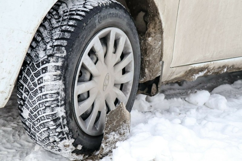 8 простых правил: эксперт рассказал, как продлить жизнь автомобильным шинам