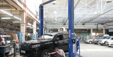 Совет Федерации призвал лишать гарантии автомобили с неоригинальными запчастями