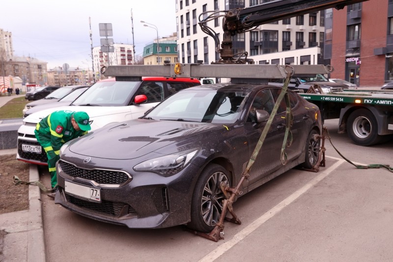 А меня-то за что: конфискация машин у нарушителей ПДД набирает в России обороты