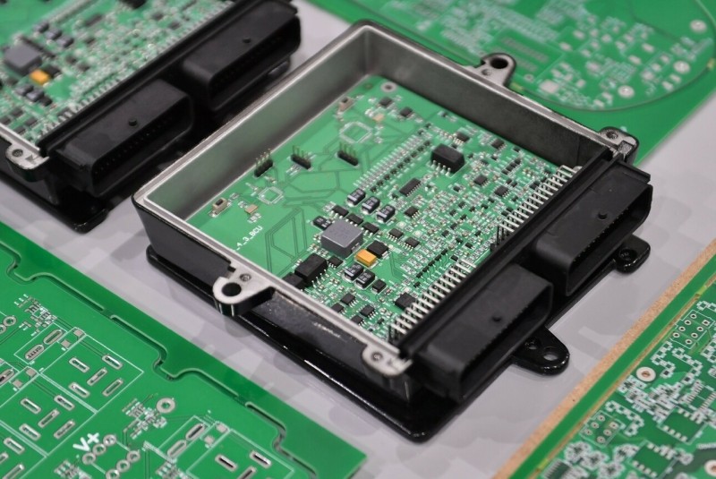 Чип в помощь: грозит ли российскому автопрому новый дефицит микросхем Чип в помощь: грозит ли российскому автопрому новый дефицит микросхем