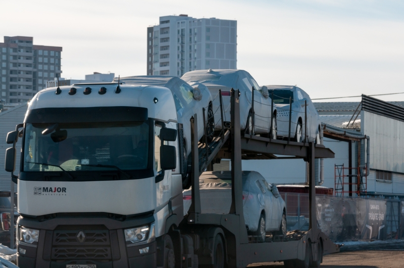 Лавочку прикрыли: киргизский коридор поставок машин в Россию приказал долго жить Лавочку прикрыли: киргизский коридор поставок машин в Россию приказал долго жить