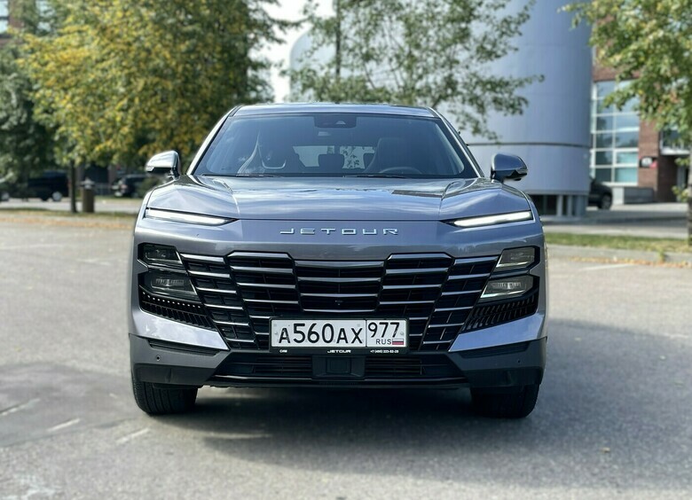 И в пир, и в мир: видео тест-драйв кроссовера Jetour Dashing