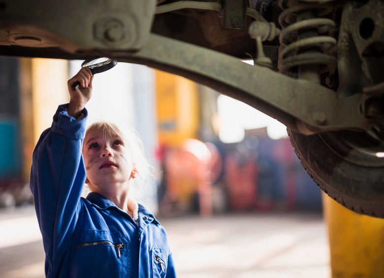 «Погремушка»: чем может быть вызвана вибрация кузова авто на малых скоростях