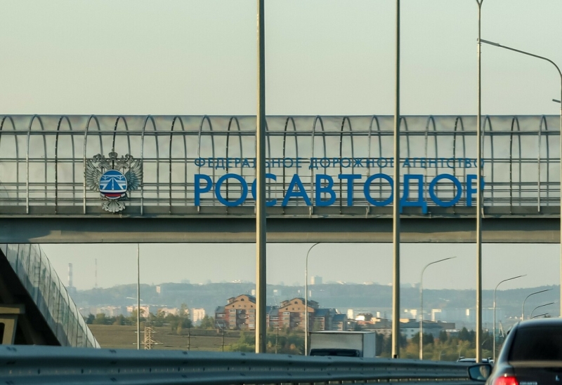 Строить или штрафовать: почему гаишники вдрызг разругались с дорожниками