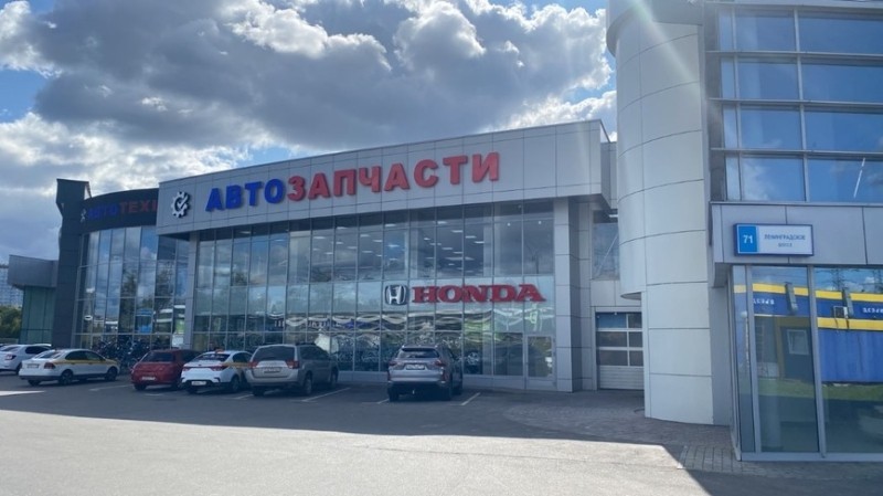 Эксперт объяснил, почему подержанные авто из Китая не везут в Россию массово