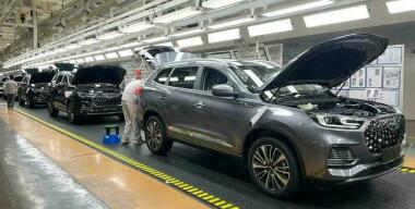 Утильсбор повысили, но новые авто дешевеют: почему и чего ждать дальше Утильсбор повысили, но новые авто дешевеют: почему и чего ждать дальше