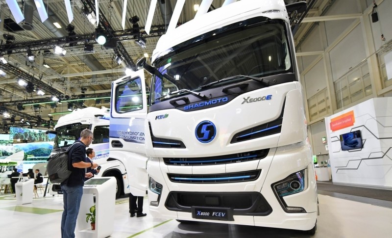 Санкционный удар: эксперты прогнозируют падение продаж коммерческих автомобилей