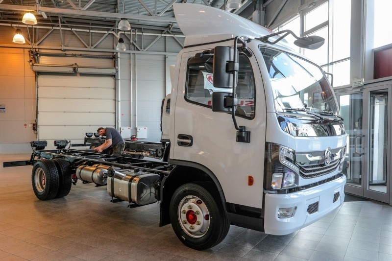 Санкционный удар: эксперты прогнозируют падение продаж коммерческих автомобилей