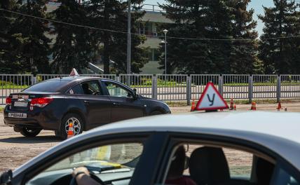 Водительские права: Кому выгодно обучение «в обязаловку» и не пора ли его отменить Водительские права: Кому выгодно обучение «в обязаловку» и не пора ли его отменить