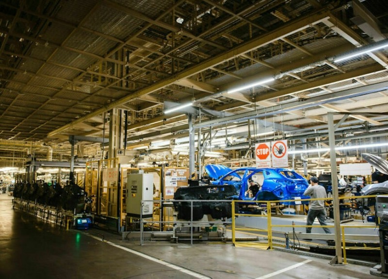 Новый логотип российского автозавода, как намек на&nbsp;возвращение сбежавших брендов