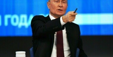 Вперед в прошлое: в России может остаться всего два автозавода Вперед в прошлое: в России может остаться всего два автозавода