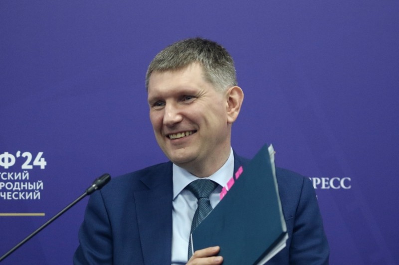 Вперед в прошлое: в России может остаться всего два автозавода Вперед в прошлое: в России может остаться всего два автозавода